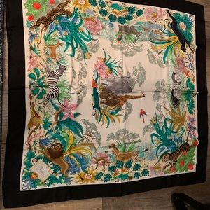 Authentic Vintage Gucci Scarf Safari Jungle 34x34